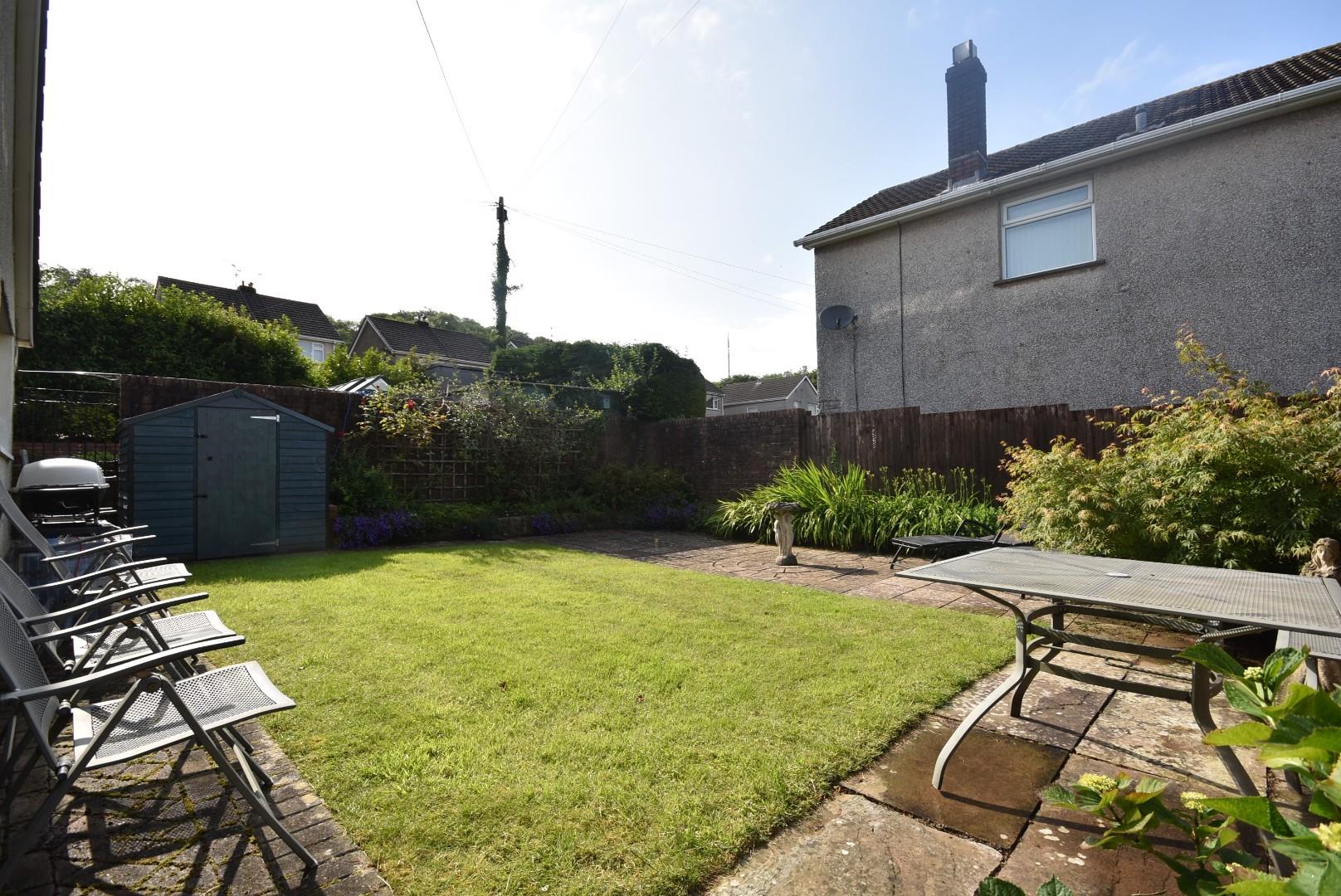 8 Gwenfo Drive, Wenvoe, CF5 6BR